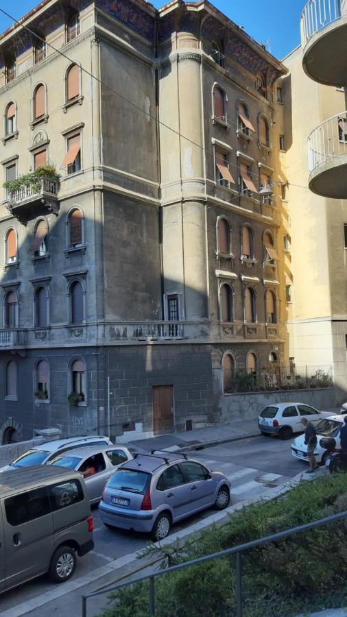Da Federico 2 Apartment Trieste Bagian luar foto